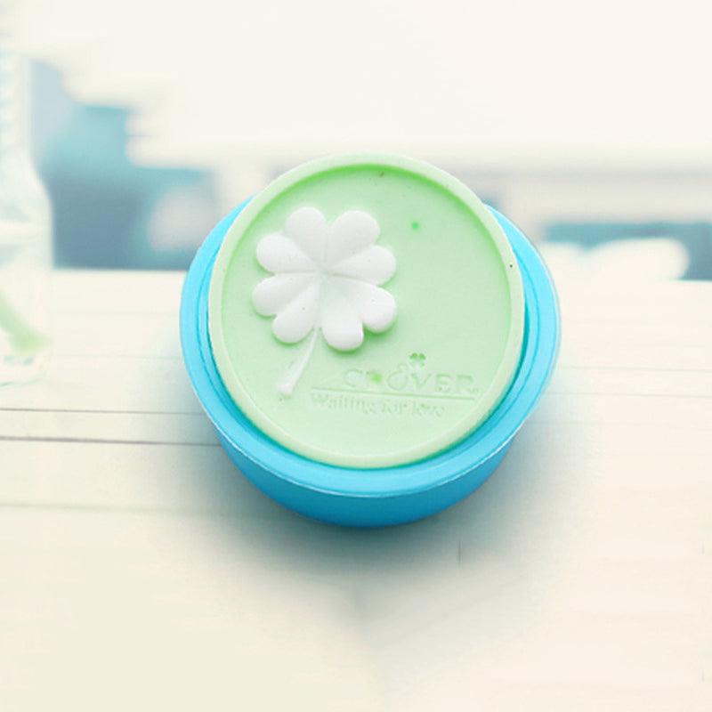 Silicone Soap and Candle Mold Round Clover Shape by HitMyNeed
