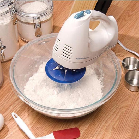 Silicone Splash Guard Lid with Utensil Slot by HitMyNeed