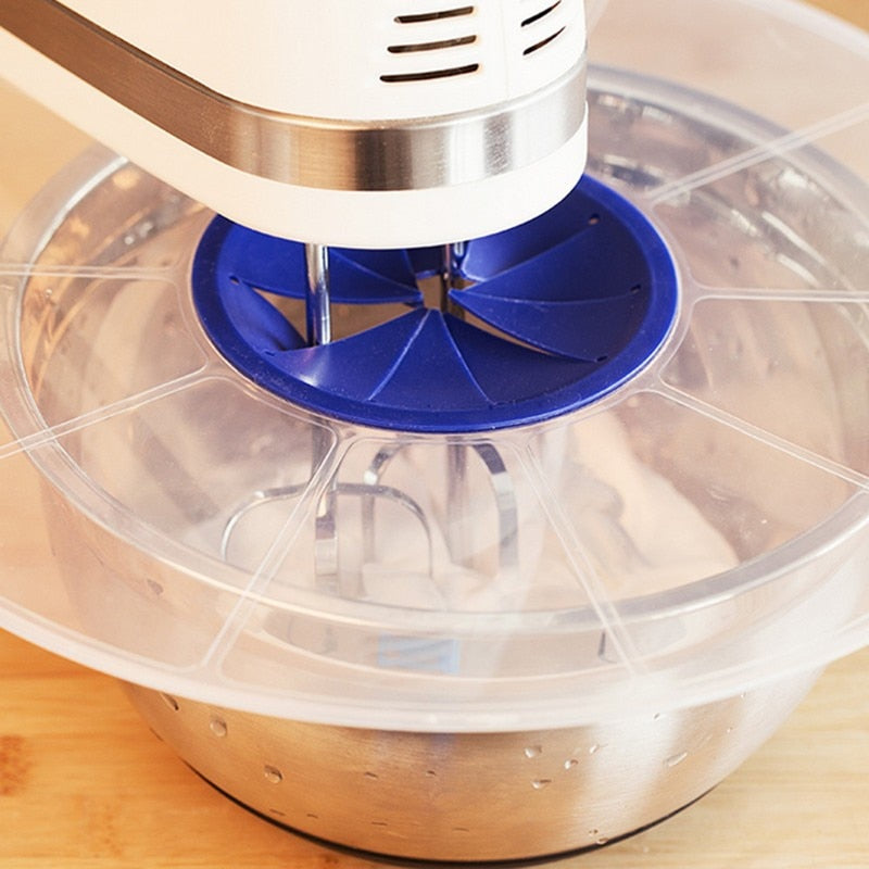 Silicone Splash Guard Lid with Utensil Slot by HitMyNeed