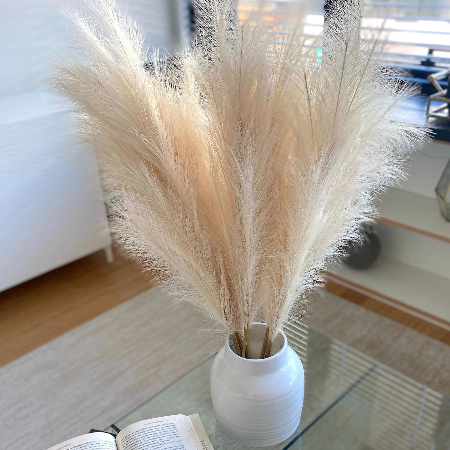Silk Artificial Pampas Grass Decor Set (5 Stems) by HitMyNeed