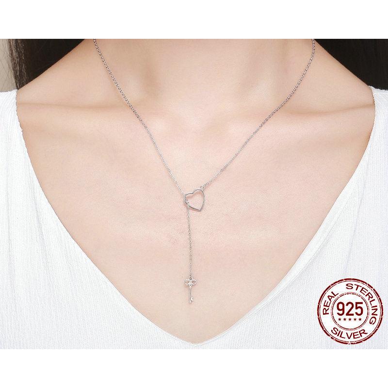 Silver Heart and Key Necklace in 925 Sterling Silver by HitMyNeed