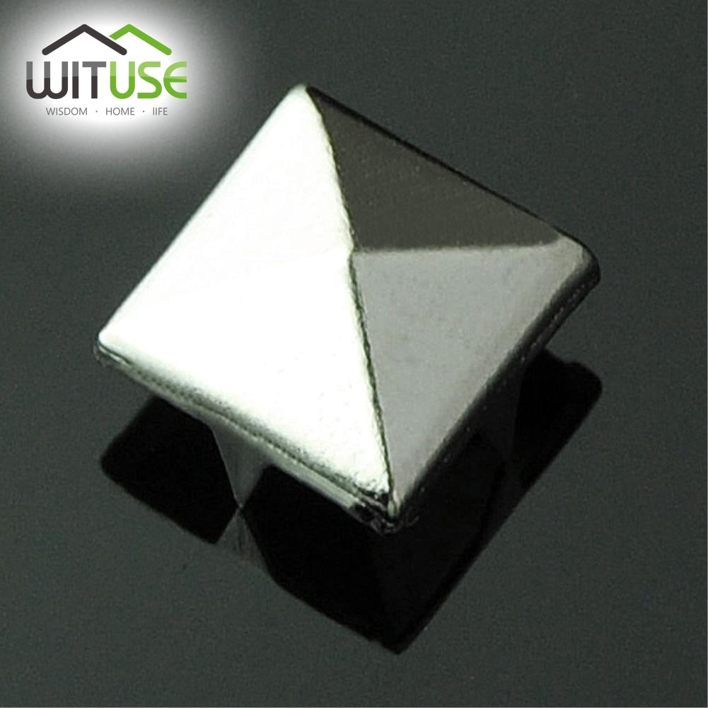 Silver Pyramid Studs for DIY Clothing (100 Pack) by HitMyNeed