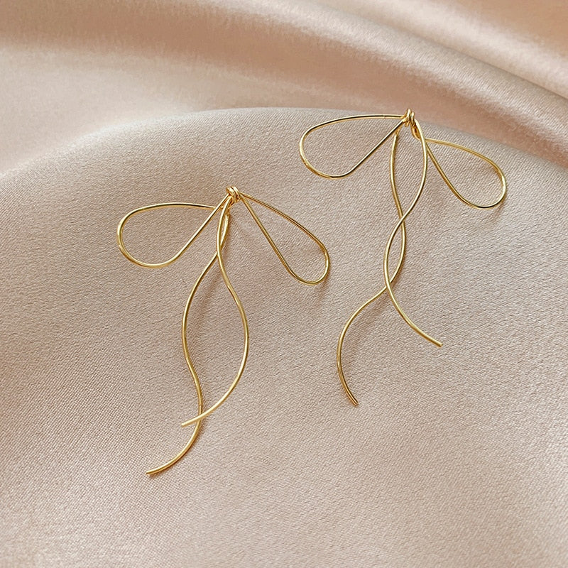 Simple Knot Korean Style Bow Tie Earrings by HitMyNeed