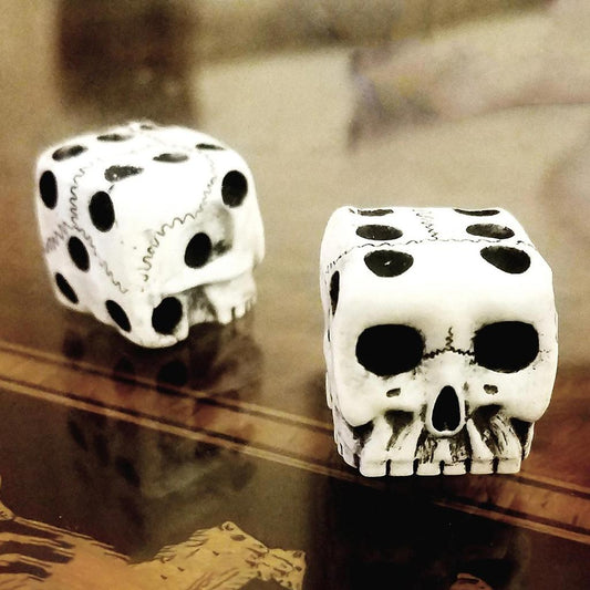 Six-Sided Resin Skull Dice Set (5 Pieces) by HitMyNeed