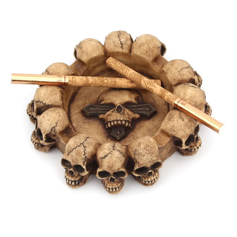 Skull Ashtray Gothic Resin Home Decoration by HitMyNeed