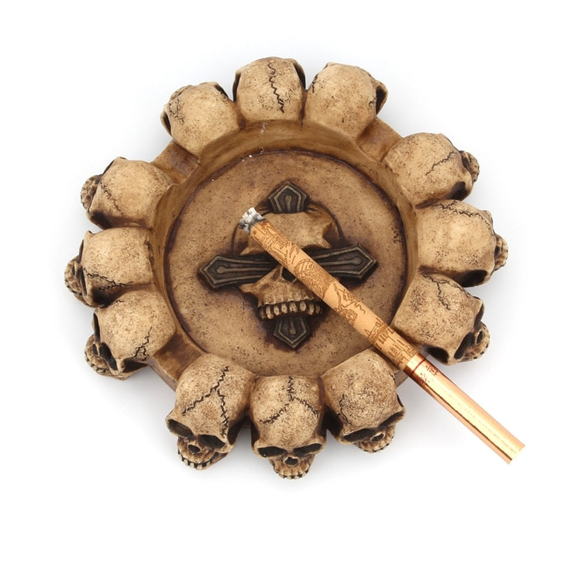 Skull Ashtray Gothic Resin Home Decoration by HitMyNeed