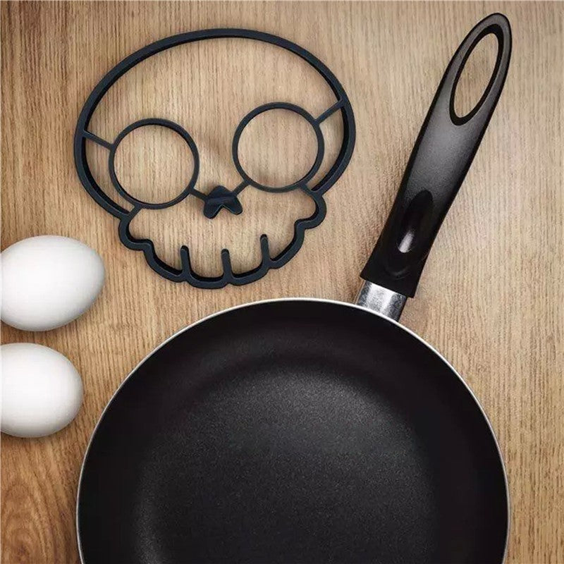 Skull Egg Mold for Fun Sunny Side Up Eggs by HitMyNeed