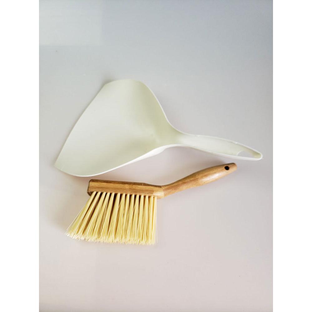 Small Dustpan and Brush Set for Quick Cleanups by HitMyNeed