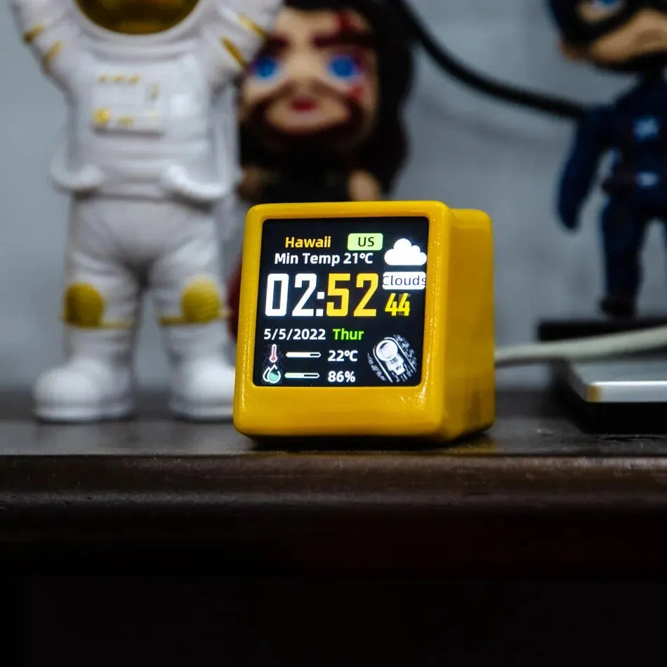 Smart WiFi Weather Station with Clock & Humidity by HitMyNeed