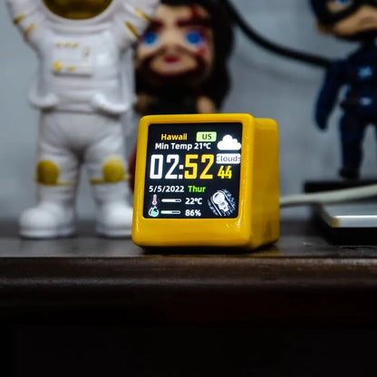 Smart WiFi Weather Station with Clock & Humidity by HitMyNeed