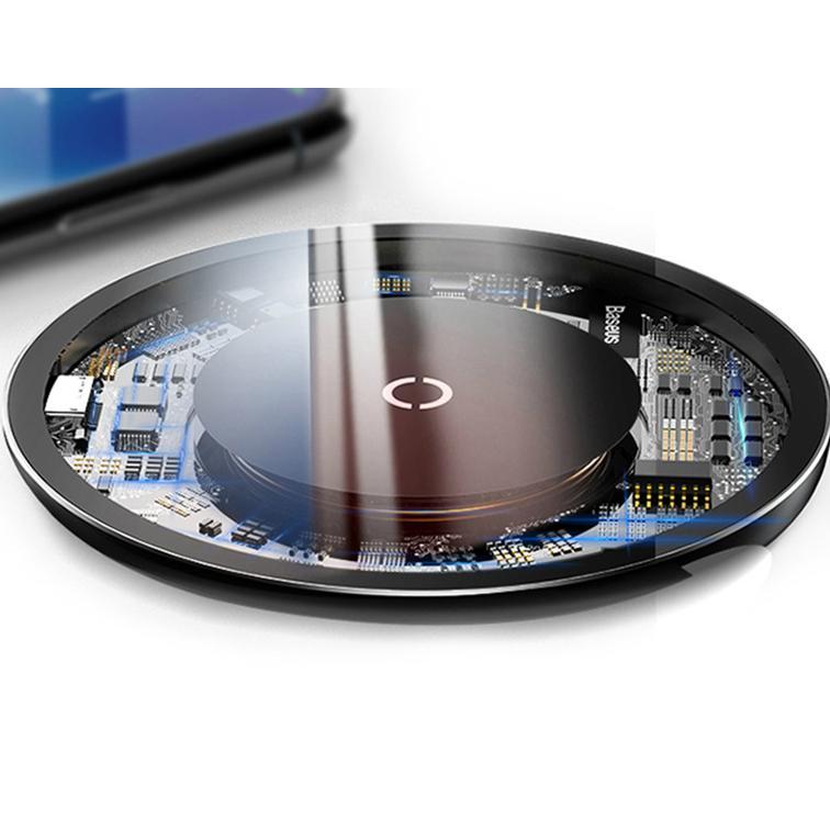 Smartphone Wireless Charging Pad with Fast Charge by HitMyNeed