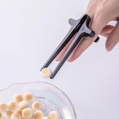 Snack Finger Chopsticks No-Mess Snack Tool black by HitMyNeed