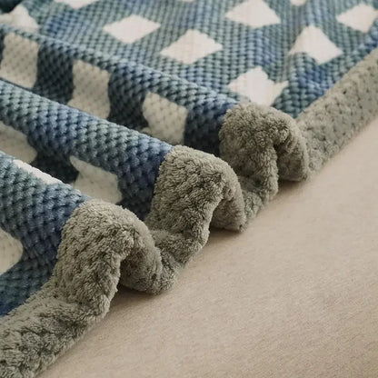 Soft Chenille Knit Throw Blanket for Couch & Bed by HitMyNeed