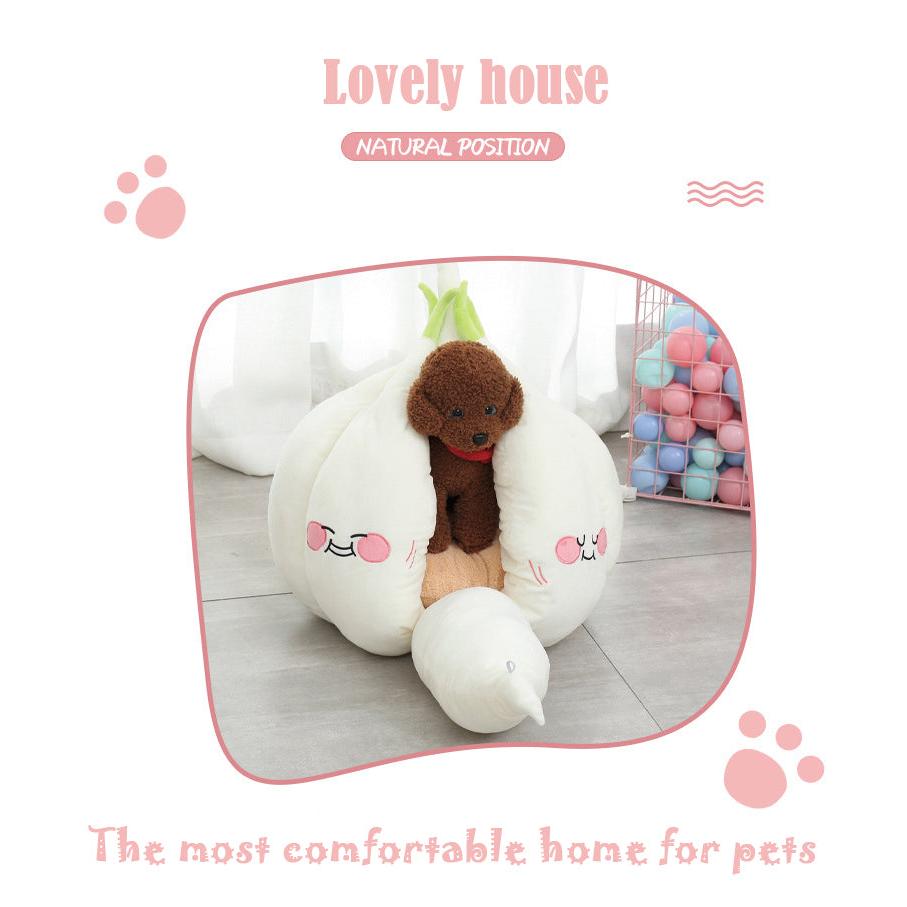 Soft Cotton Garlic Cat Bed with Cushion by HitMyNeed