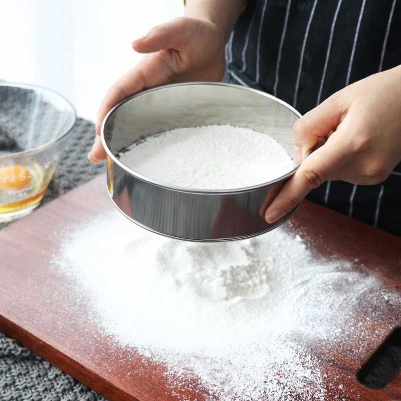 Stainless Steel Fine Mesh Sieve Sifter Strainer by HitMyNeed