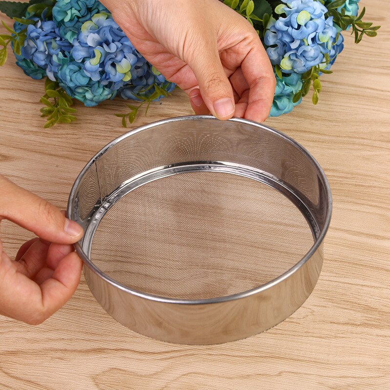 Stainless Steel Fine Mesh Sieve Sifter Strainer by HitMyNeed