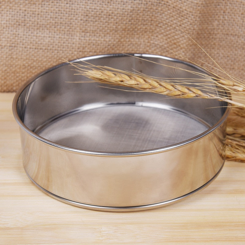 Stainless Steel Flour Sieve, 15 cm Fine Mesh by HitMyNeed