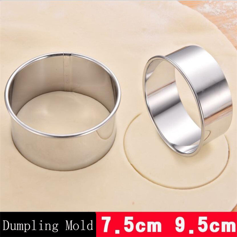 Stainless Steel Round Pastry Cutter by HitMyNeed