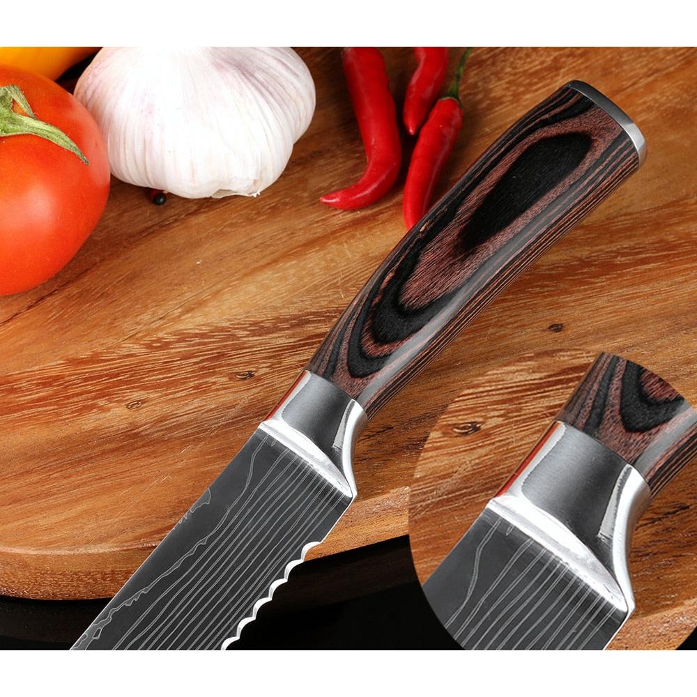 Stainless Steel Serrated Bread Knife 22 cm by HitMyNeed