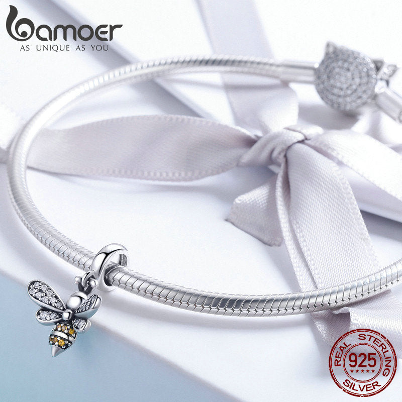 Sterling Silver Bee Charm Bracelet Pendant by HitMyNeed