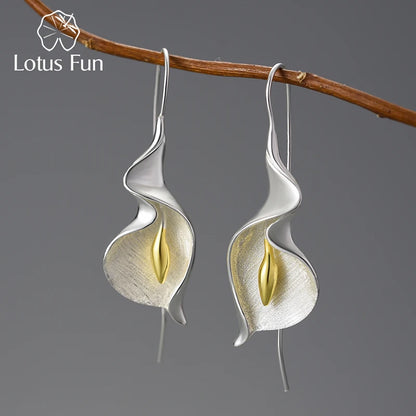 Sterling Silver Calla Lily Dangle Earrings by HitMyNeed