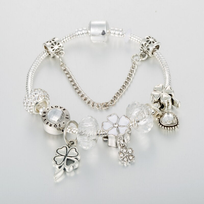 Stylish Flower Charm Bracelet for Everyday Wear by HitMyNeed