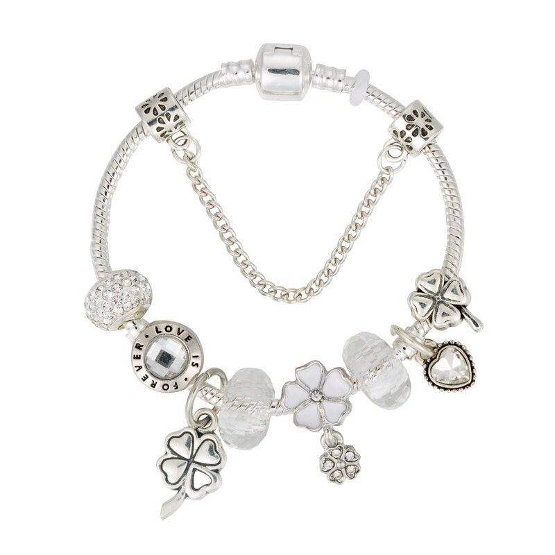 Stylish Flower Charm Bracelet for Everyday Wear by HitMyNeed