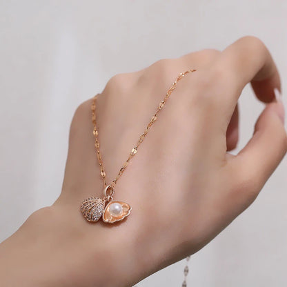 Summer Shell Zircon & Pearl Pendant Necklace bronze by HitMyNeed
