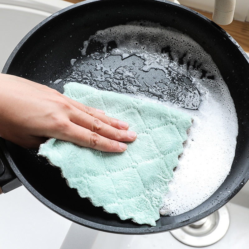 Super Absorbent Microfiber Cleaning Towels (10 Pack) by HitMyNeed