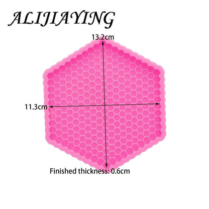 Temperature Safe Honeycomb Silicone Mold by HitMyNeed
