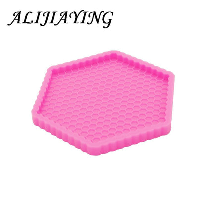 Temperature Safe Honeycomb Silicone Mold by HitMyNeed