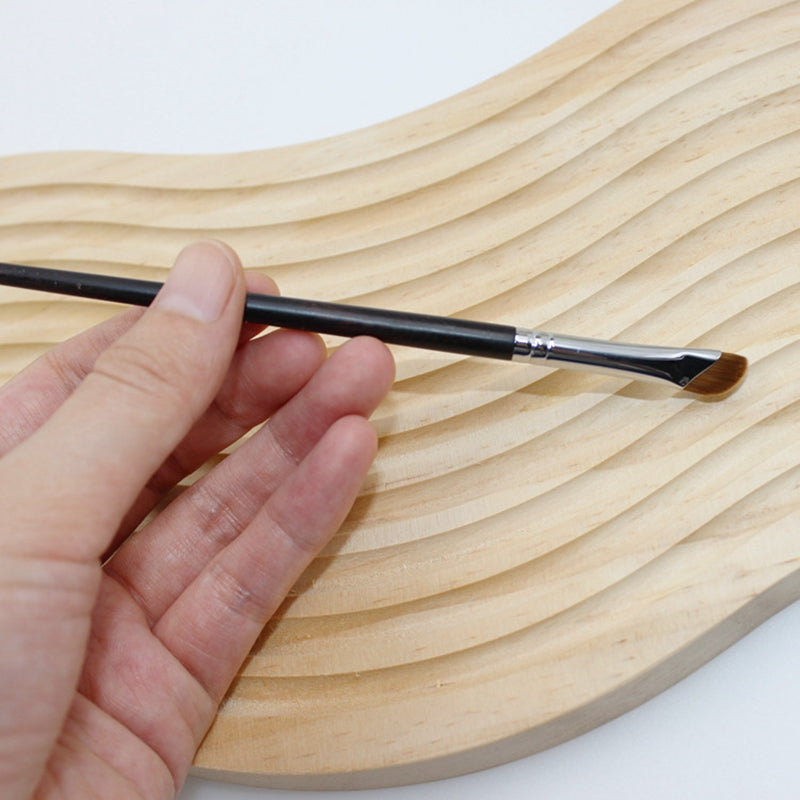 Thin Angled Eyeliner Brush for Precise Liner by HitMyNeed
