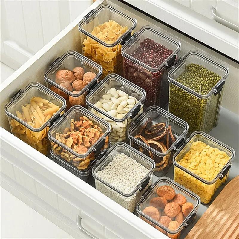 Transparent Stackable Food Storage Box with Seal S - 460ml - 6.8 x 9.6cm by HitMyNeed