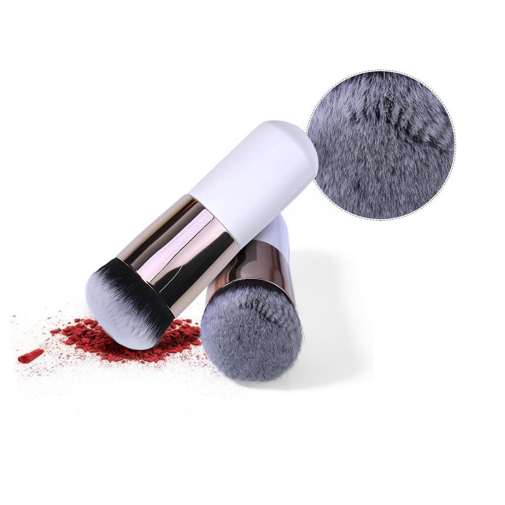 Universal Foundation Brush Set of 2 for Wet & Dry Use by HitMyNeed