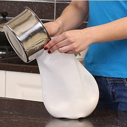 Universal Silicone Dough Mixing and Kneading Bag by HitMyNeed