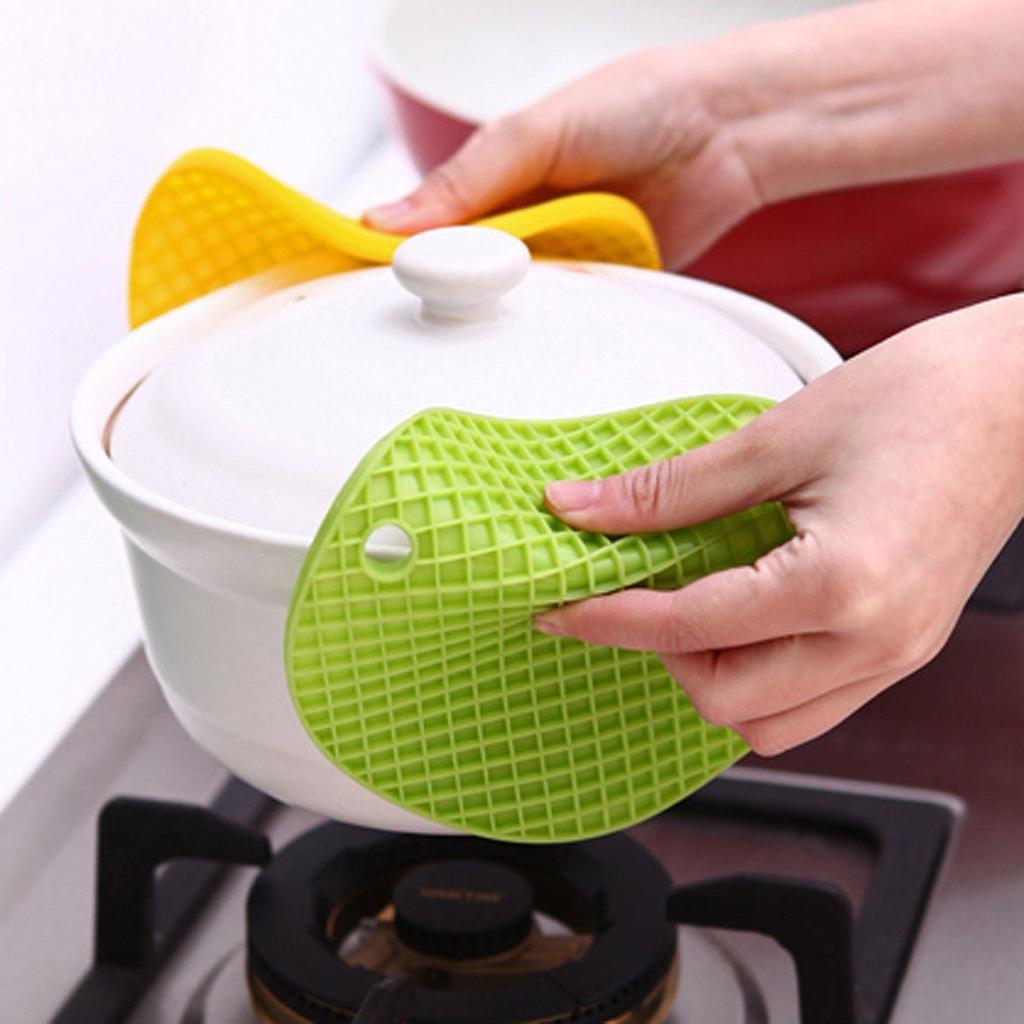 Universal Silicone Non-Slip Heat Resistant Mat by HitMyNeed