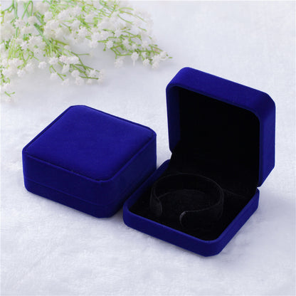 Velvet Bangle Box Jewelry Holder 9 x 9cm blue by HitMyNeed