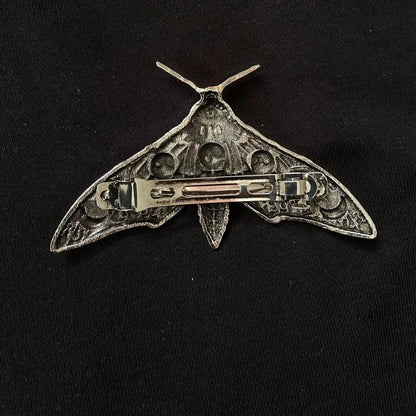 Vintage Gothic Moth Hair Clip for Halloween & Daily Wear by HitMyNeed