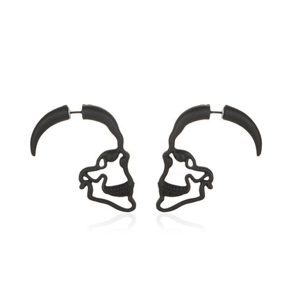 Vintage Skull Stud Earrings for Gothic & Halloween Style by HitMyNeed