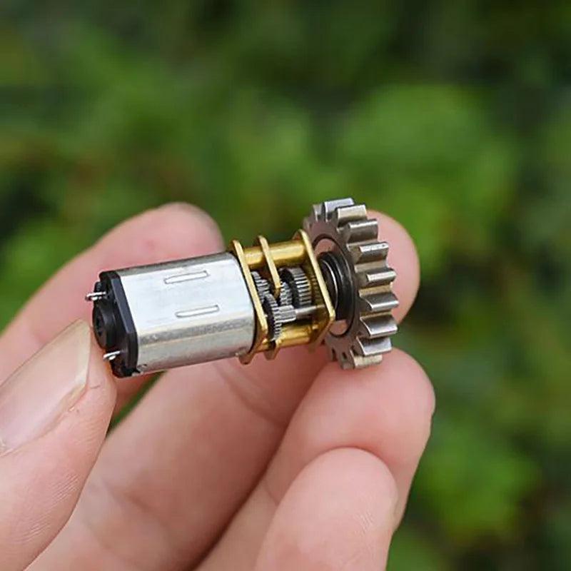 W125-9Y19E N20 3-6V Metal Gear Motor 1:212 48-96RPM by HitMyNeed