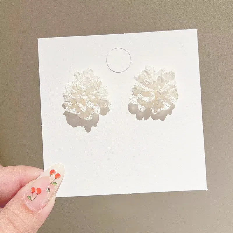 White Flower Stud Earrings for Everyday Elegance by HitMyNeed