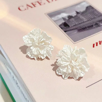 White Flower Stud Earrings for Everyday Elegance by HitMyNeed