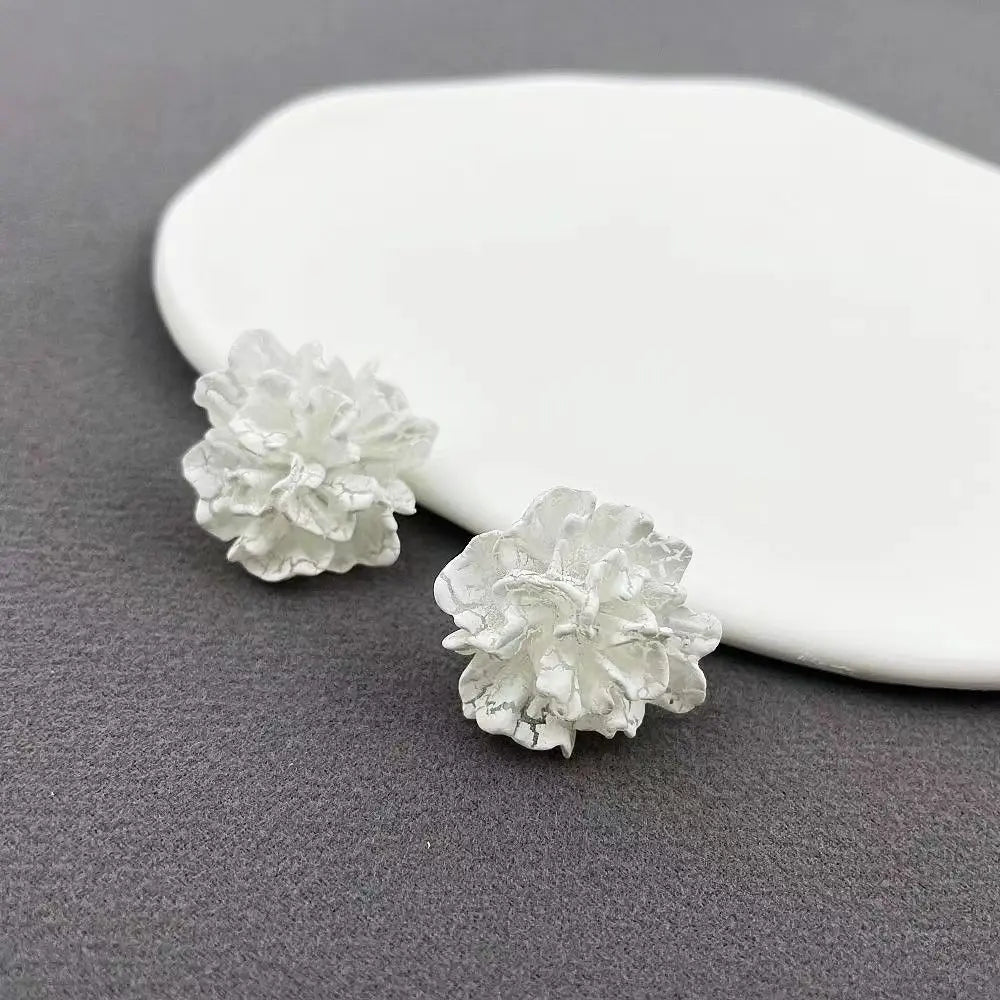 White Flower Stud Earrings for Everyday Elegance by HitMyNeed