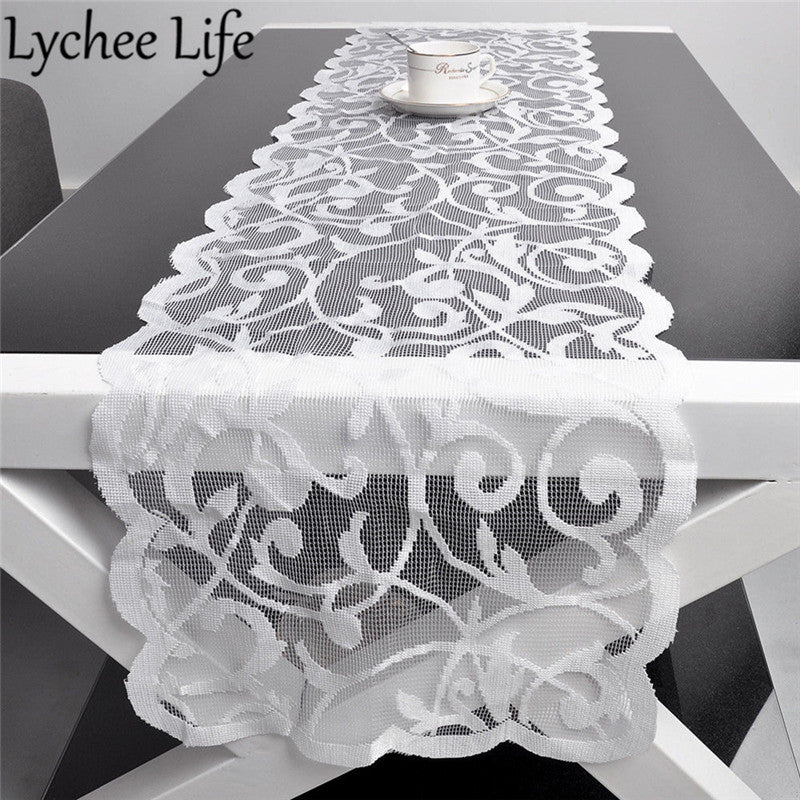 White Long Lace Table Runner 183 x 33 cm by HitMyNeed