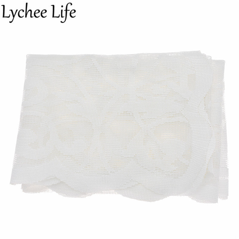 White Long Lace Table Runner 183 x 33 cm by HitMyNeed