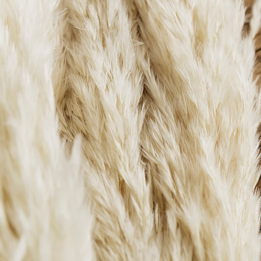 White Pampas Grass Stems Decoration (10 Pack) by HitMyNeed