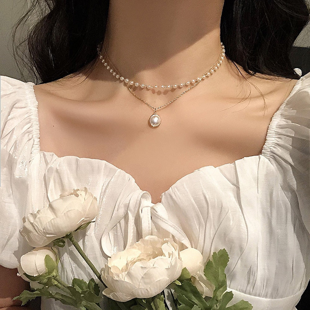 White Pearl Choker & Pendant Necklace Set by HitMyNeed