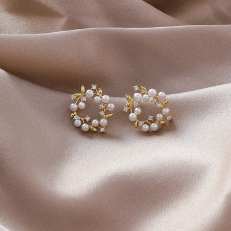 White Pearl Stud Earrings for Women by HitMyNeed