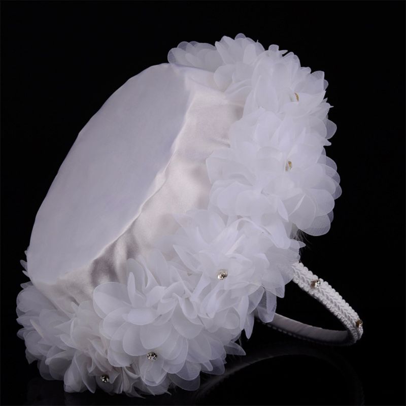 White Wedding Flower Basket for Flower Girls by HitMyNeed