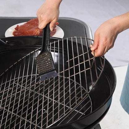 Wire Grill Cleaner Brush with Heat-Resistant Handle by HitMyNeed